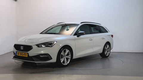 Seat Leon Sportstourer 1.0 TSI FR Business Intense Camera Sfeerverlichting Navigatie DAB+
