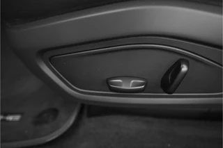 Porsche Taycan – thumbnail 31
