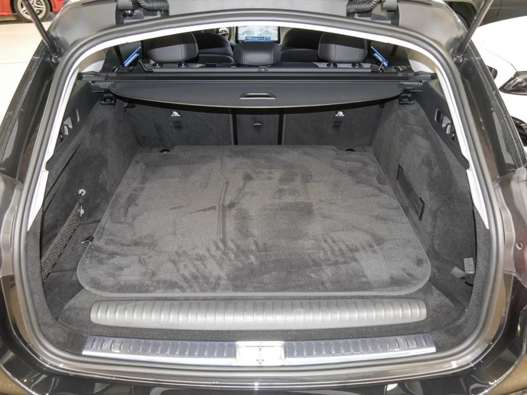 Mercedes-Benz E-Klasse – foto 13