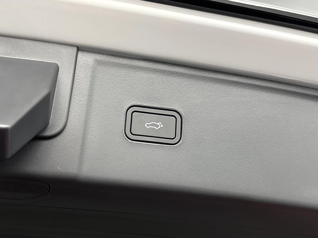 Lynk & Co 08 – foto 14