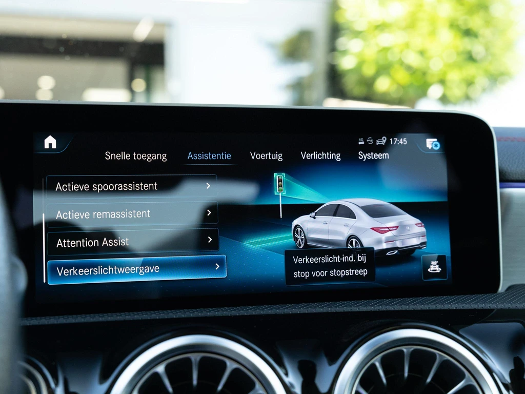 Mercedes-Benz CLA – foto 18