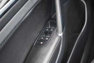 Volkswagen Golf – thumbnail 40