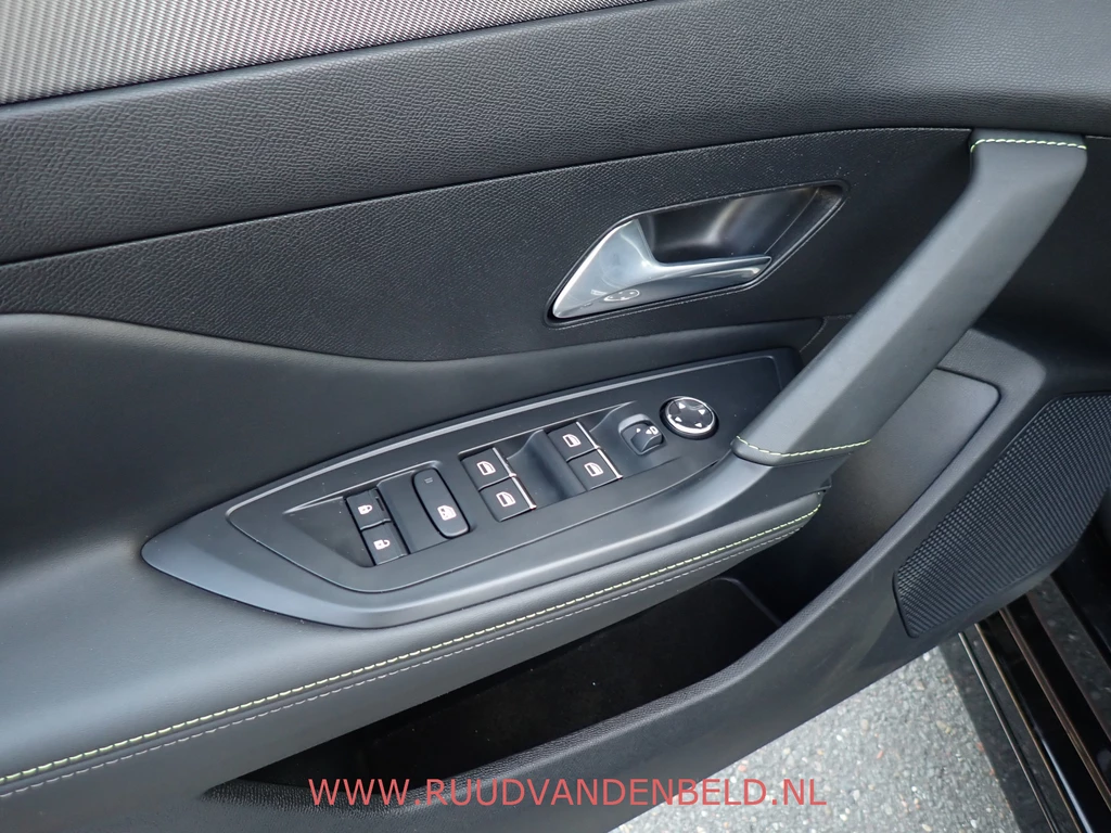 Peugeot 308 – foto 12