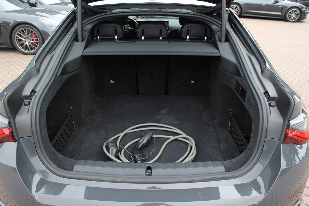 BMW i4 – foto 19