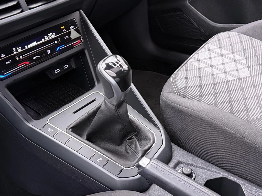 Volkswagen Taigo – foto 25