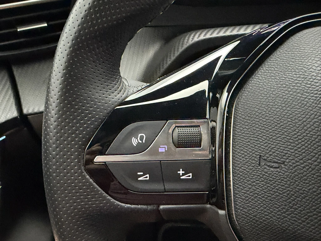 Peugeot e-208 – foto 27