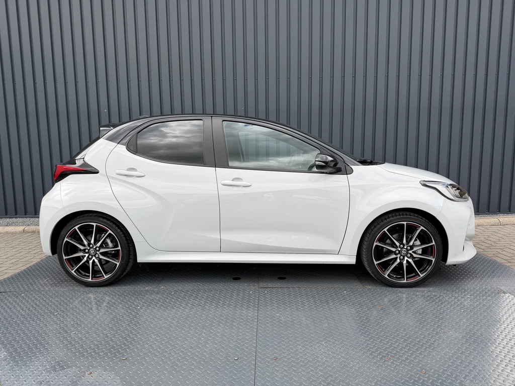 Toyota Yaris – foto 9