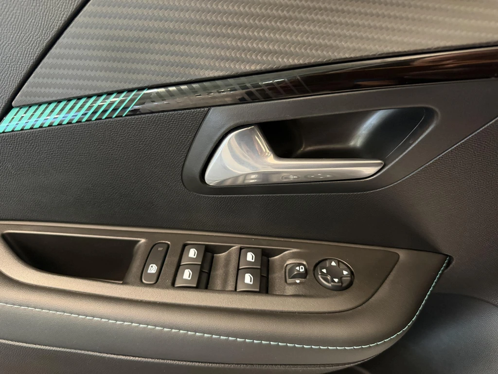 Peugeot 208 – foto 28