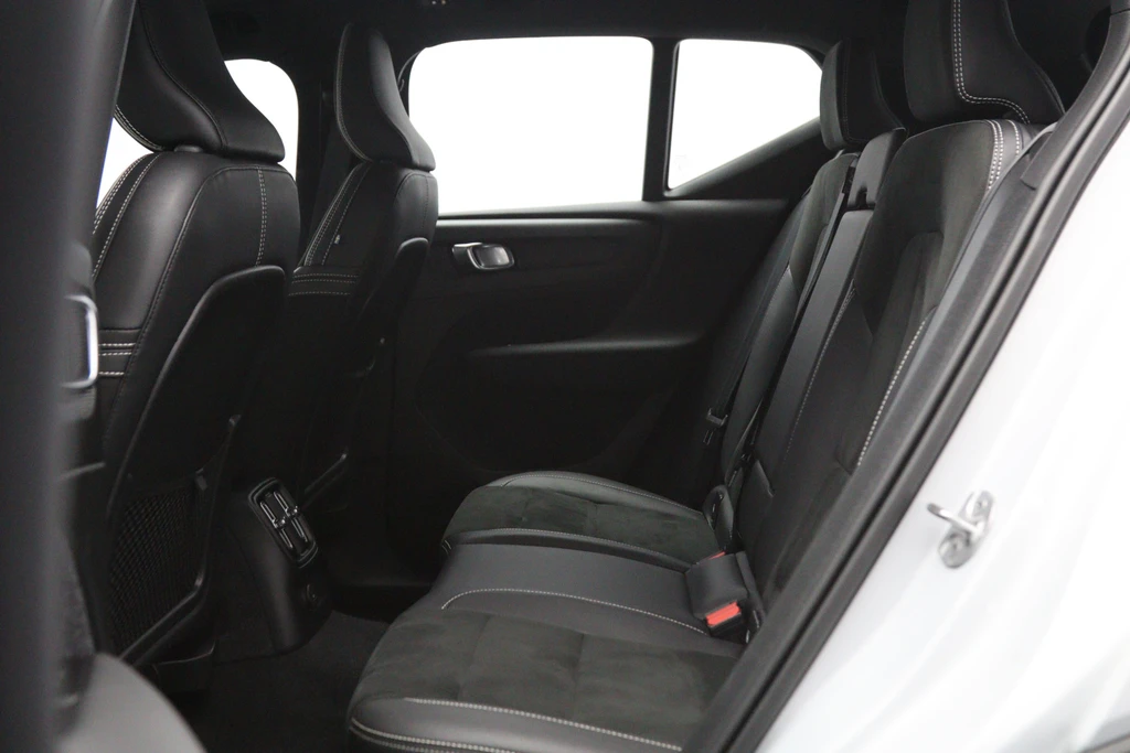 Volvo XC40 – foto 35