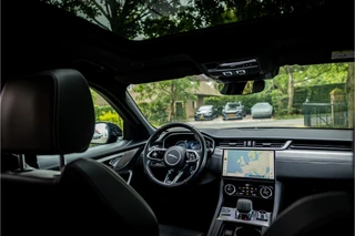 Jaguar F-PACE – thumbnail 21