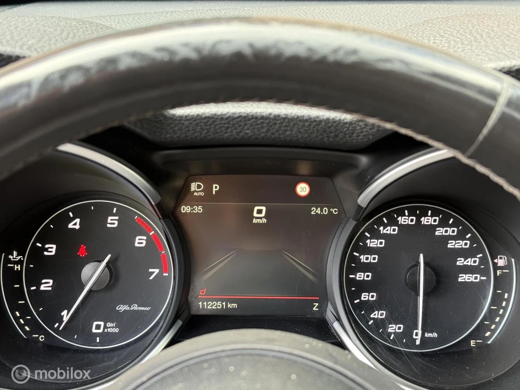 Alfa Romeo Stelvio – foto 10