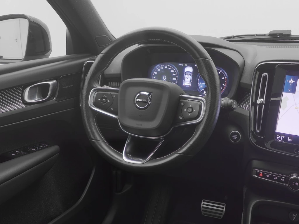 Volvo XC40 – foto 23
