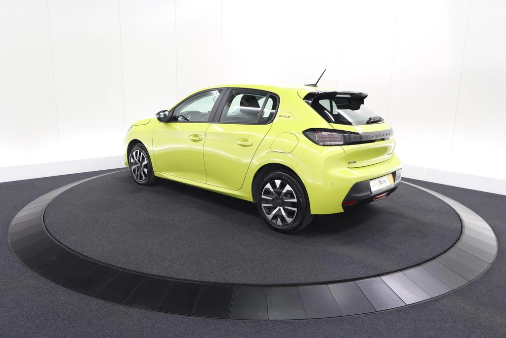 Peugeot 208 – foto 6