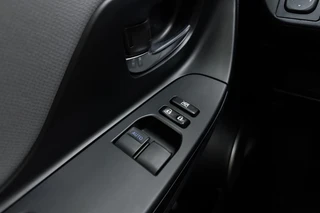 Toyota Yaris – thumbnail 22