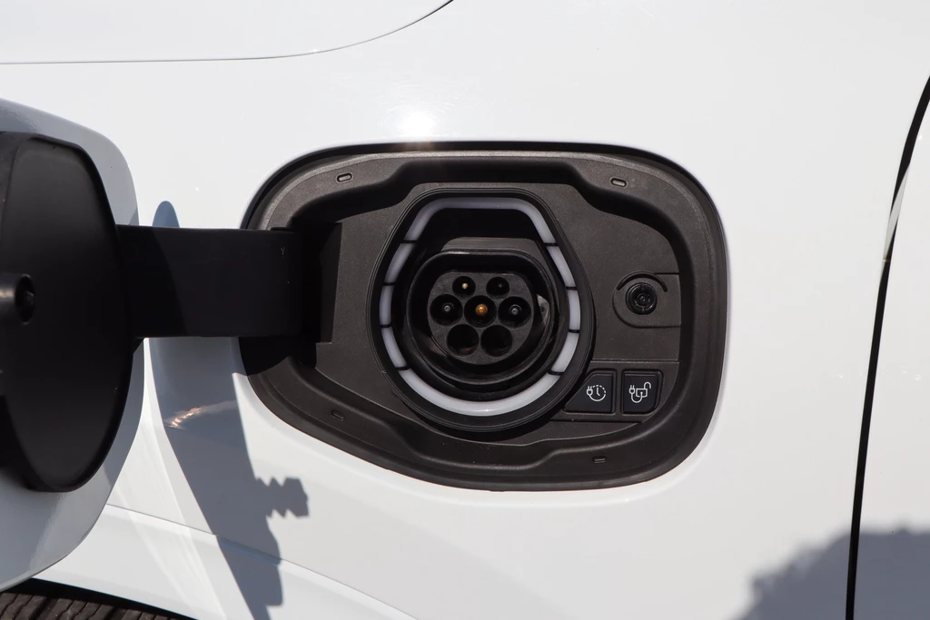Ford Kuga – foto 16