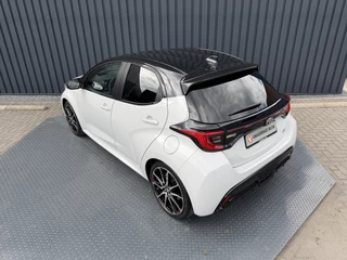 Toyota Yaris – thumbnail 5