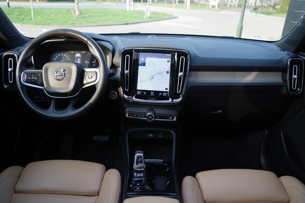 Volvo XC40 – foto 8