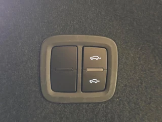 Porsche Cayenne – thumbnail 24