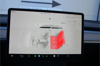 Tesla Model Y – thumbnail 17