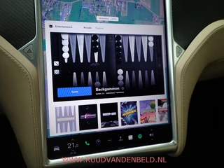 Tesla Model X – thumbnail 26