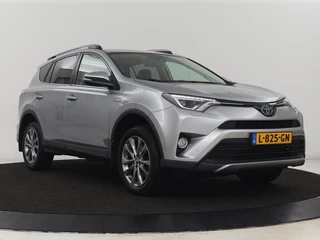 Toyota RAV4 – thumbnail 4