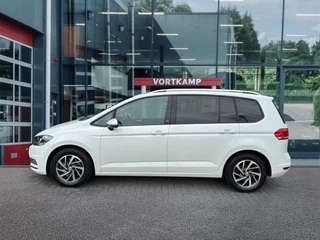 Volkswagen Touran – thumbnail 2