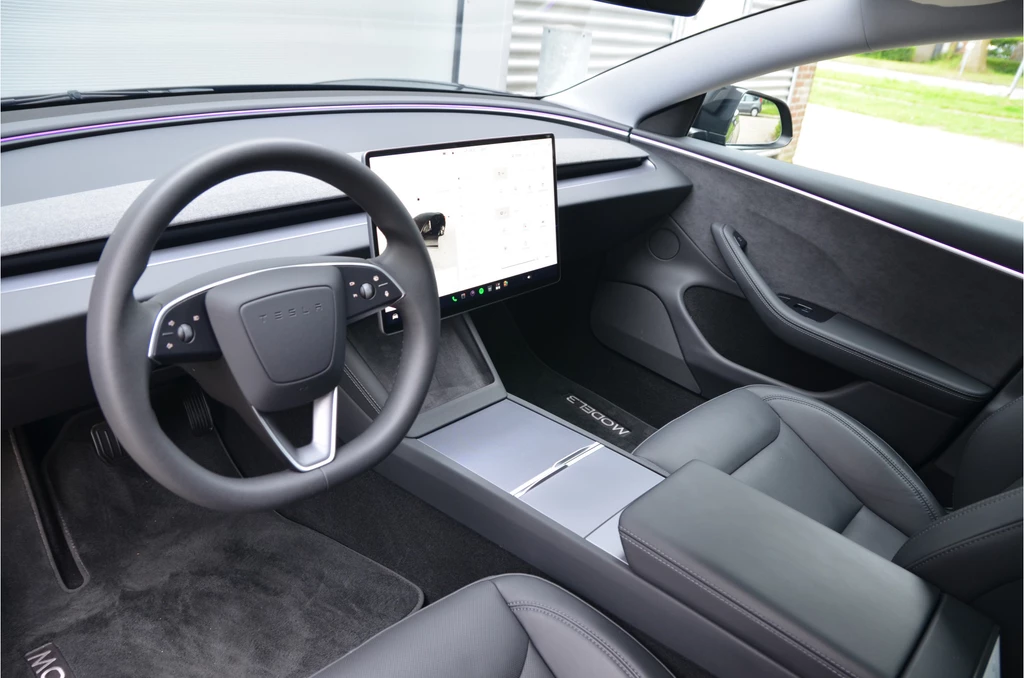 Tesla Model 3 – foto 11
