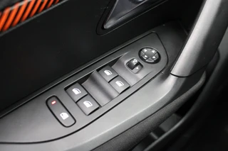 Peugeot 2008 – thumbnail 17