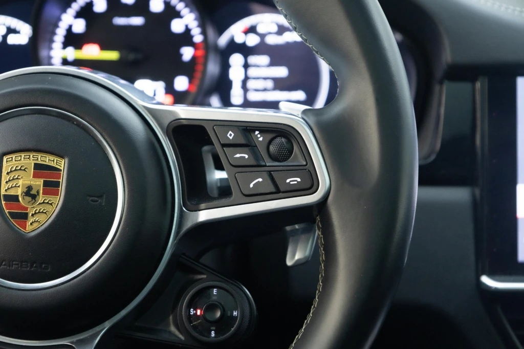 Porsche Cayenne – foto 15