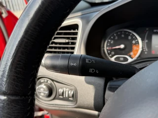 Jeep Renegade – thumbnail 16