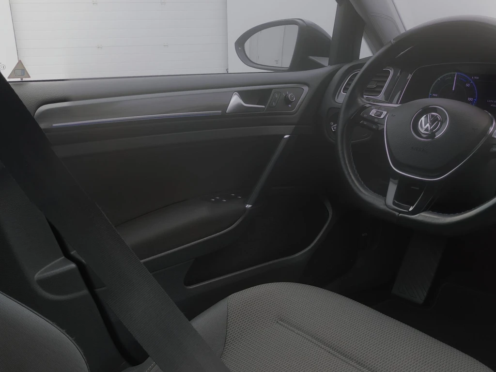 Volkswagen e-Golf – foto 26
