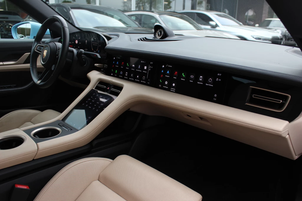 Porsche Taycan – foto 16