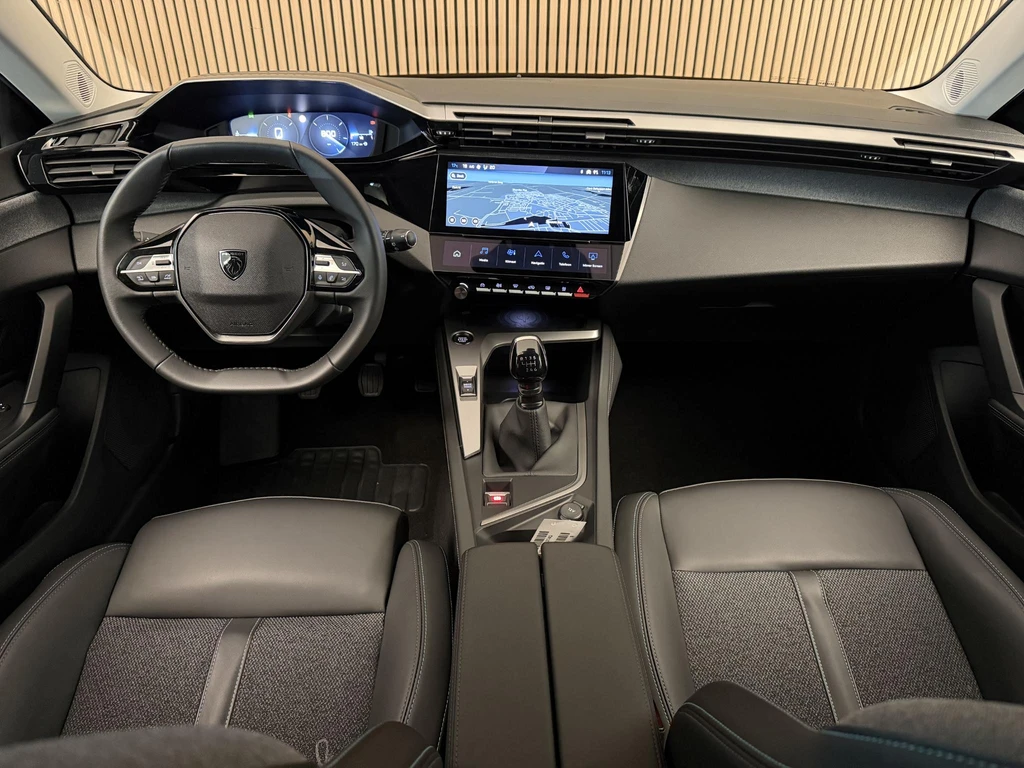 Peugeot 308 – foto 11