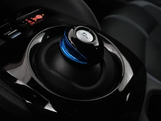 Nissan Leaf – thumbnail 24