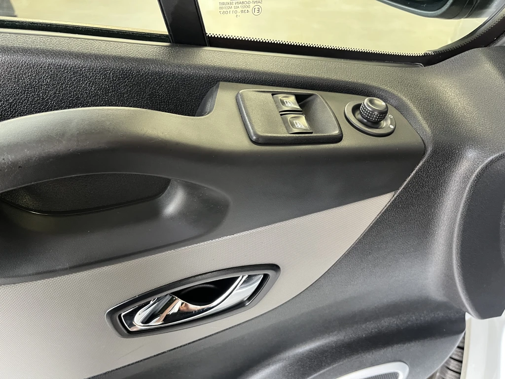 Renault Trafic – foto 15