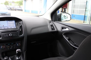 Ford Focus – thumbnail 15