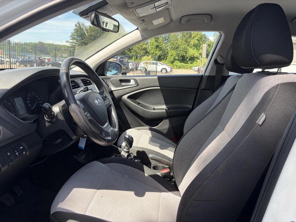 Hyundai i20 – foto 9