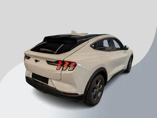 Ford Mustang Mach-E – thumbnail 3
