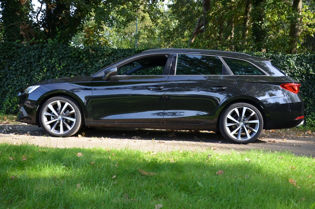 SEAT Leon – foto 5
