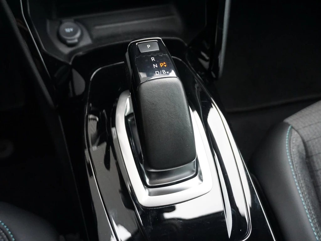 Peugeot e-2008 – foto 20