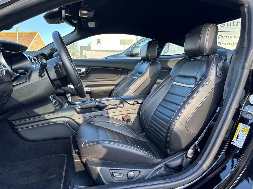 Ford Mustang – foto 10