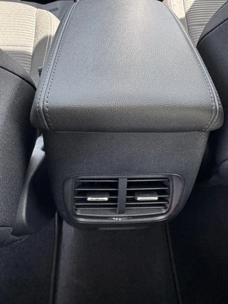 Ford Kuga – thumbnail 10