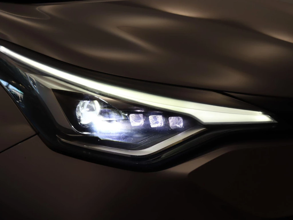 Toyota C-HR – foto 14