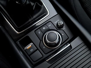 Mazda 3 – thumbnail 18