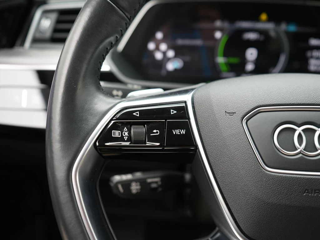 Audi e-tron – foto 18