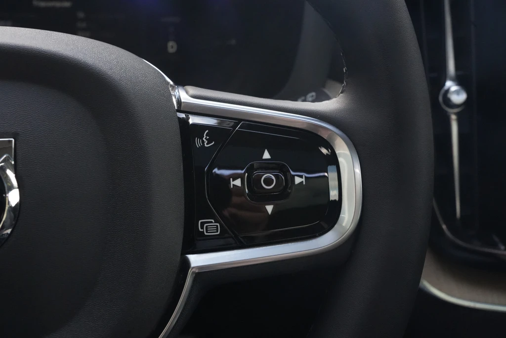 Volvo XC60 – foto 24