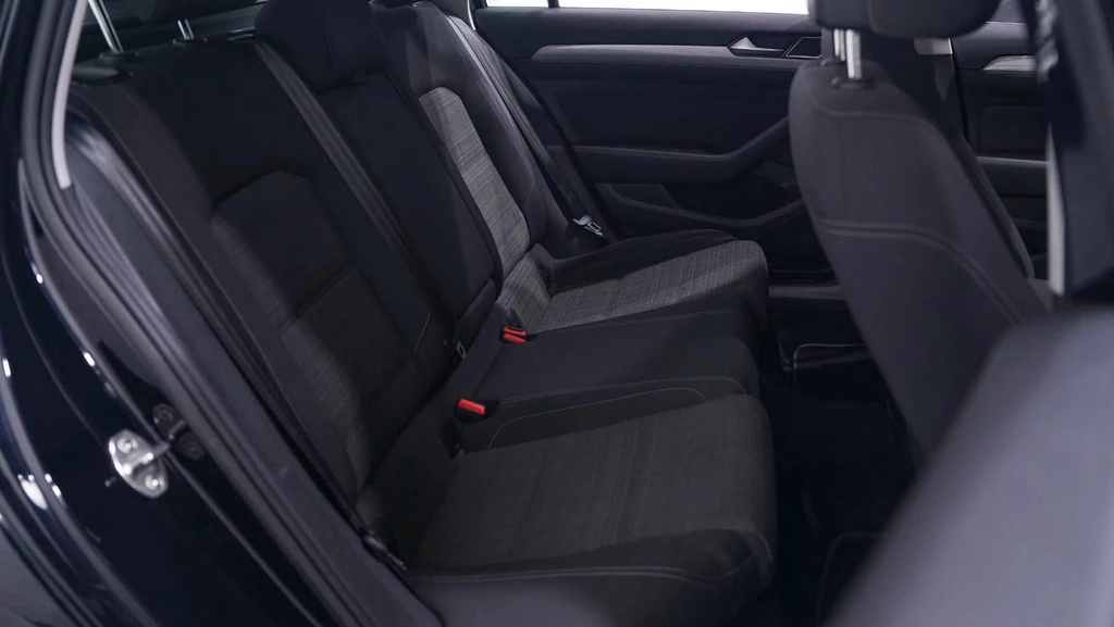 Volkswagen Passat – foto 45