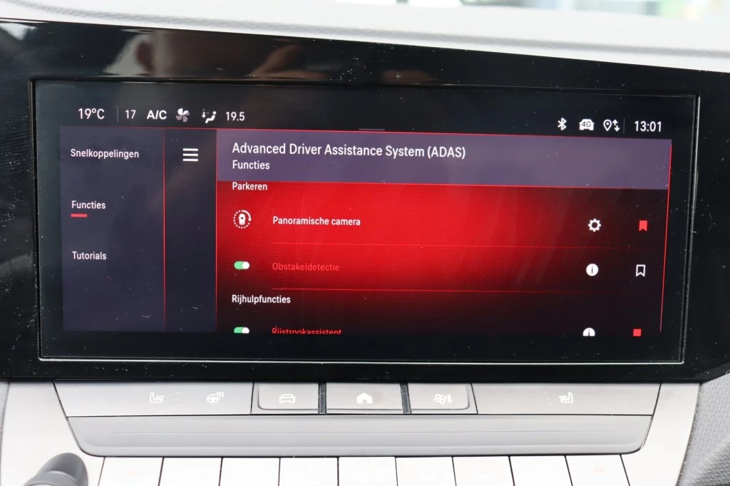 Opel Astra – foto 25