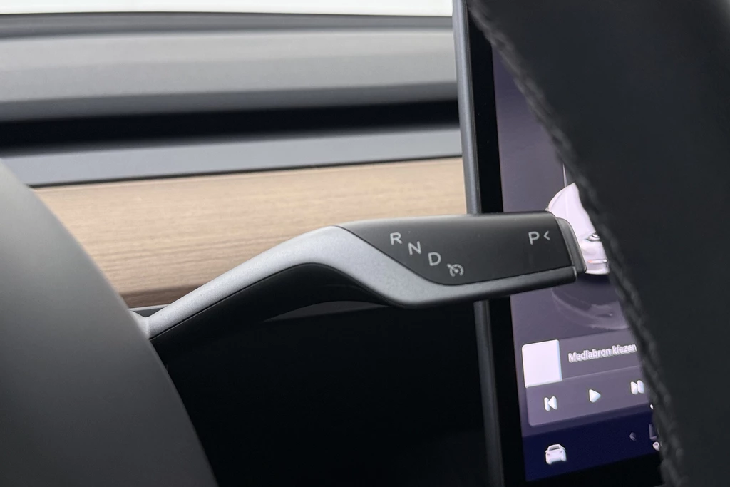 Tesla Model Y – foto 19
