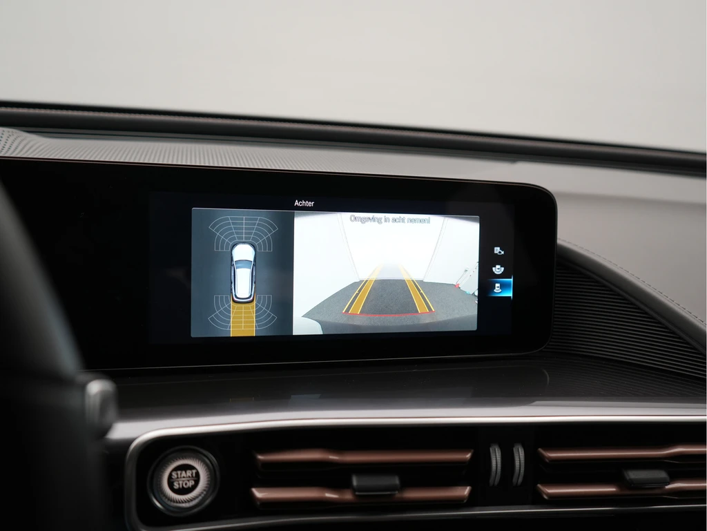 Mercedes-Benz EQC – foto 22